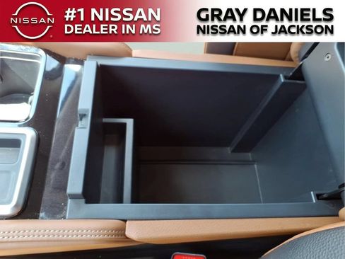 Certified 2025 Nissan Pathfinder Platinum w/ Cargo Package FWD image 21
