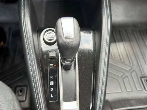 Used 2018 Nissan Kicks SR FWD image 22