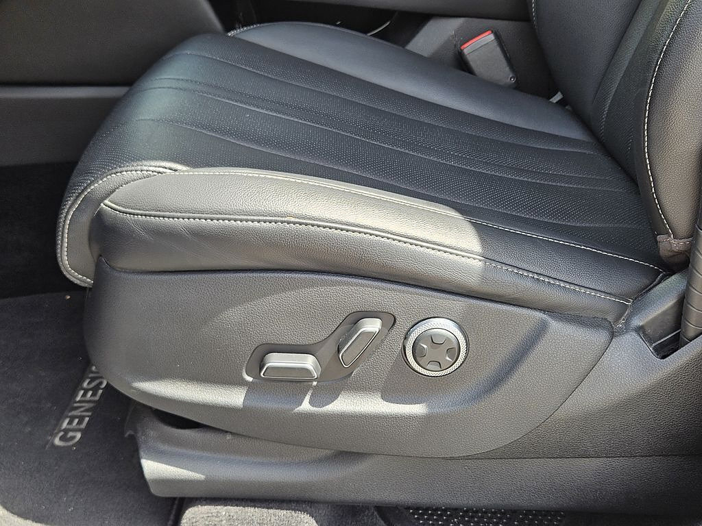 Used 2024 Genesis GV80 2.5T AWD/4WD image 18