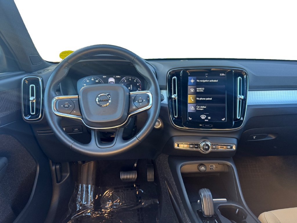 Used 2019 Volvo XC40 T5 Momentum AWD/4WD image 22