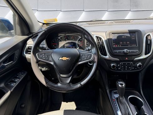 Used 2021 Chevrolet Equinox LT AWD/4WD image 11