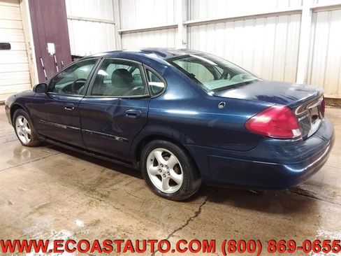 Used 2001 Ford Taurus SES image 2
