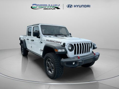 Used 2023 Jeep Gladiator Rubicon w/ Cold Weather Group AWD/4WD image 2