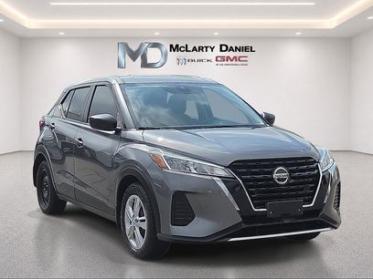 Used 2021 Nissan Kicks S