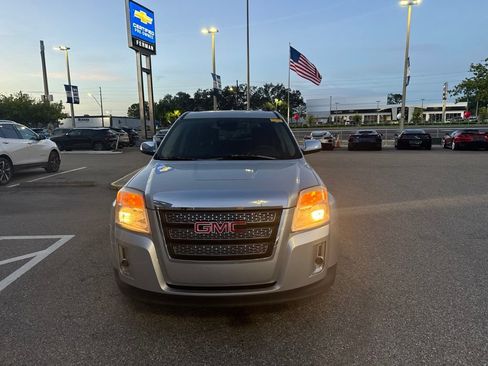 Used 2015 GMC Terrain SLT w/ Chrome Edition FWD image 2