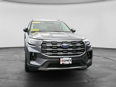New 2026 Ford Explorer Active w/ Active Comfort Package AWD/4WD image 7