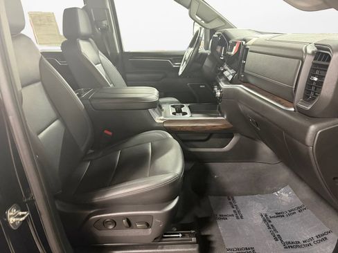 Used 2025 GMC Sierra 2500 SLT w/ SLT Convenience Package AWD/4WD image 10