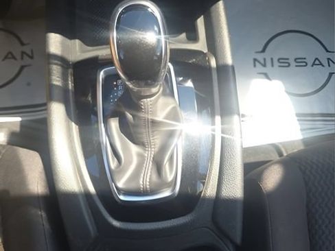 Used 2019 Nissan Rogue Sport S w/ Appearance Package AWD/4WD image 17