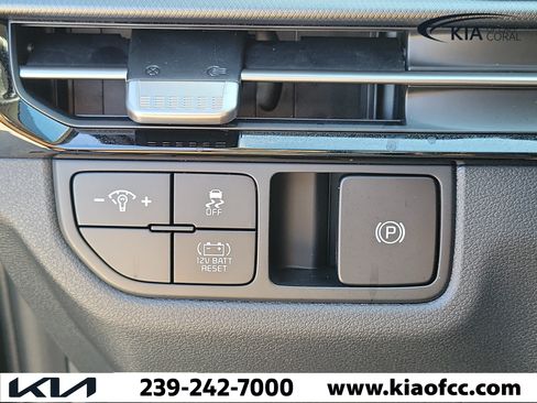 New 2026 Kia Sportage LX FWD image 22