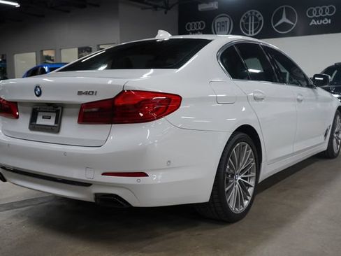 Used 2020 BMW 540i w/ Convenience Package RWD image 5