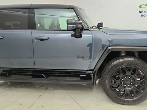 Used 2025 GMC Hummer EV 3X w/ LPO, Illumination Package AWD/4WD image 7