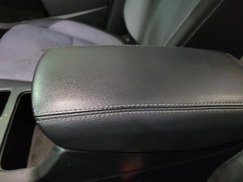 Used 2018 Ford Escape SE w/ Ford Safe & Smart Package image 34