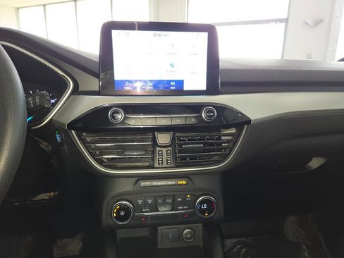 Used 2020 Ford Escape SE FWD image 30