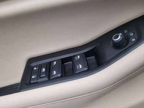 Used 2022 Jeep Grand Cherokee L Limited image 27