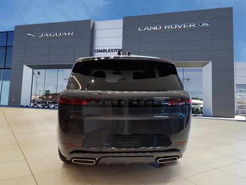 New 2026 Land Rover Range Rover Sport Dynamic SE AWD/4WD image 4