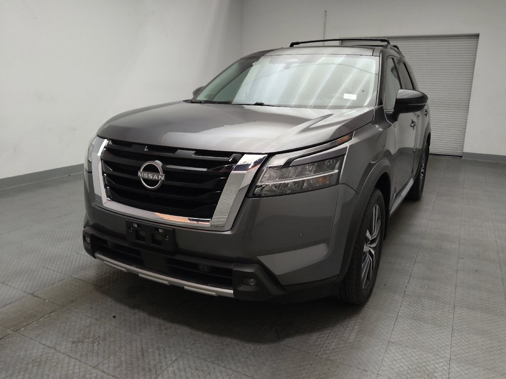 Used 2022 Nissan Pathfinder Platinum w/ Cargo Package FWD image 15