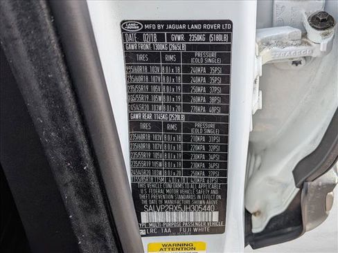 Used 2018 Land Rover Range Rover Evoque SE image 25