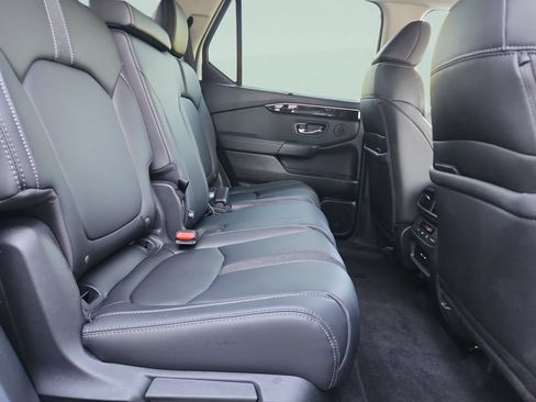 Certified 2025 Honda Pilot EX-L image 33