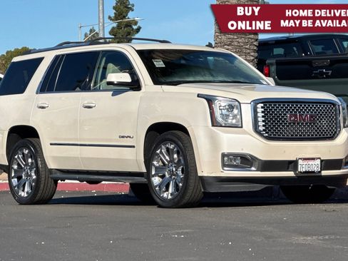 Used 2015 GMC Yukon Denali w/ Touring Package image 1