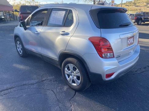 Used 2017 Chevrolet Trax LS w/ LPO, Cargo Package image 2