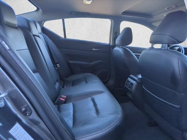Used 2023 Nissan Altima 2.5 SL FWD image 19