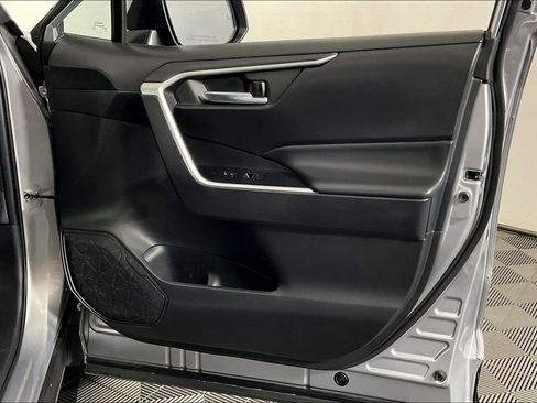 Used 2024 Toyota RAV4 XLE image 25