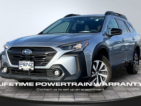 Used 2023 Subaru Outback Premium AWD/4WD image 1