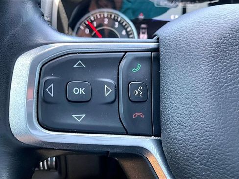 Used 2023 RAM 1500 Laramie AWD/4WD image 17