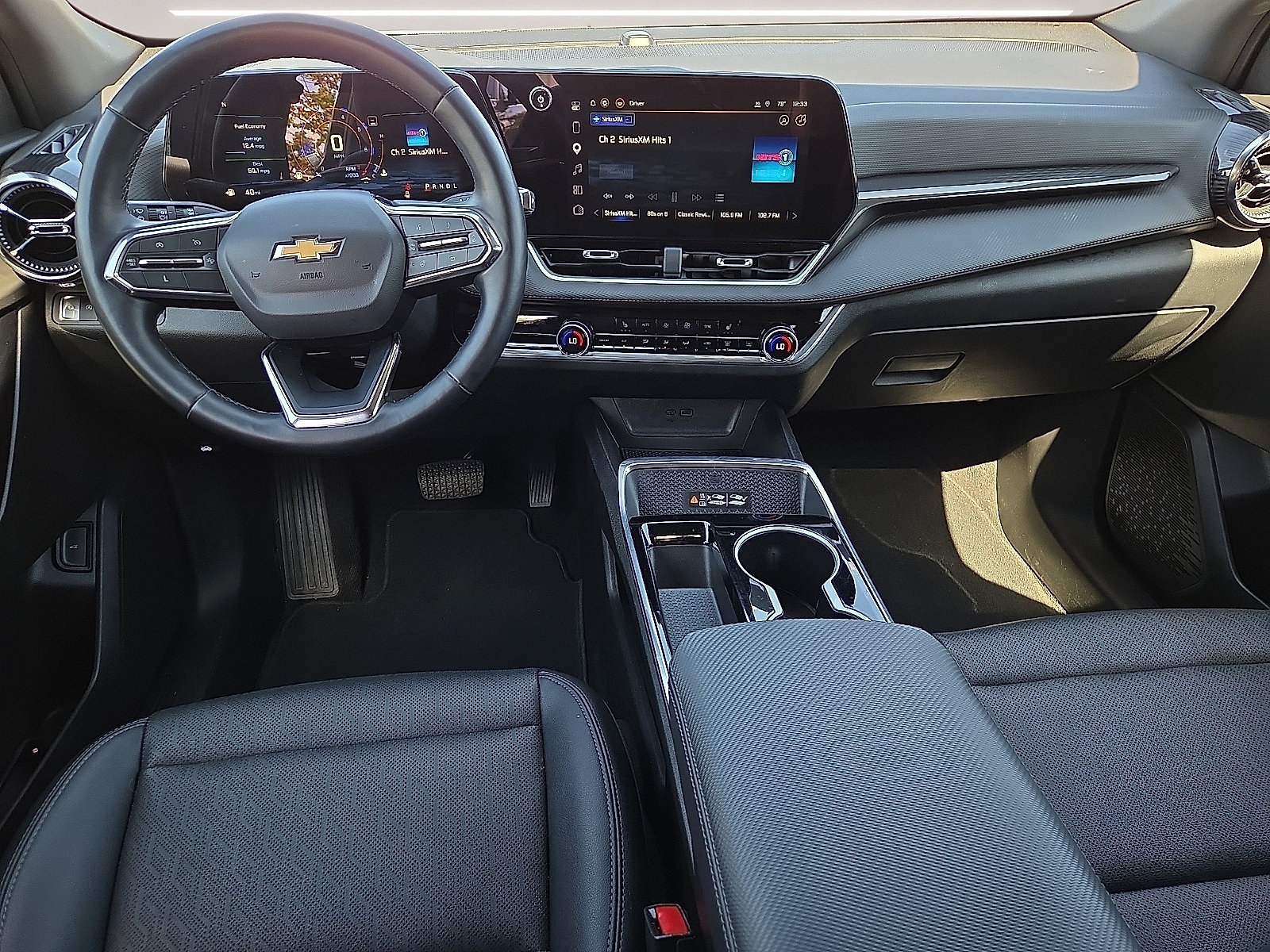 Used 2025 Chevrolet Equinox LT w/ Convenience Package II FWD image 11
