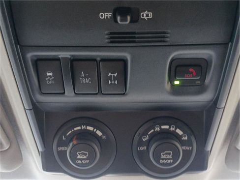 Used 2024 Toyota 4Runner TRD Off-Road image 20