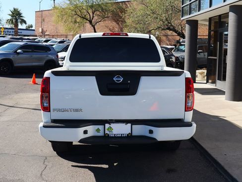 Used 2021 Nissan Frontier S image 11