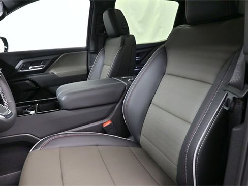 New 2026 Chevrolet Silverado EV Trail Boss w/ Premium Package image 14