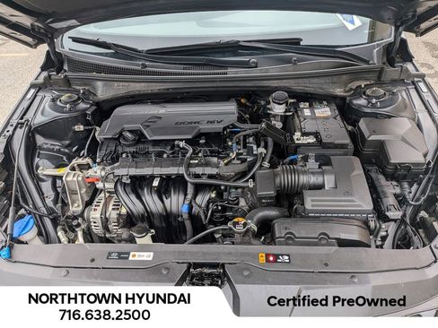 Used 2023 Hyundai Elantra SE image 34