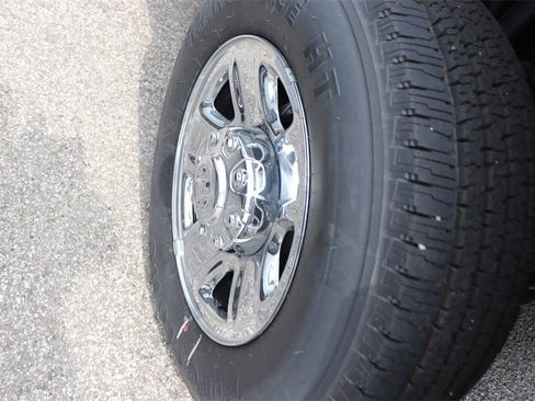 New 2024 RAM 2500 Tradesman w/ Towing Technology Group image 8