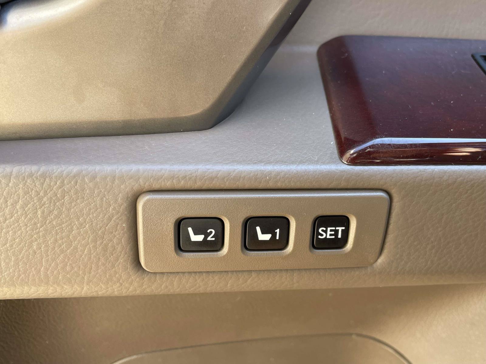 Used 2019 Lexus GX 460 Premium AWD/4WD image 12