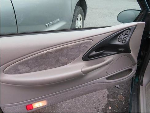 Used 1996 Ford Thunderbird LX RWD image 26
