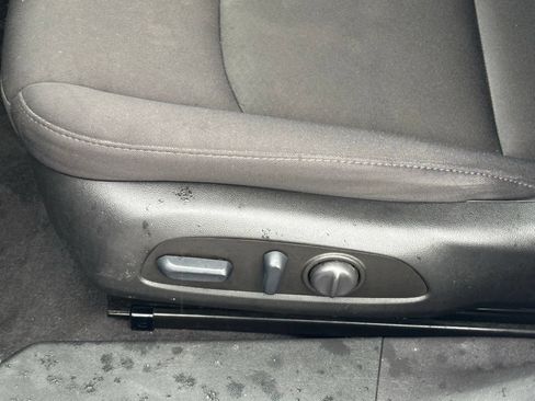 Used 2023 Chevrolet Malibu LT FWD image 14