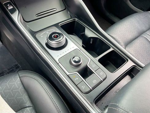 Used 2023 Kia Sorento EX image 17