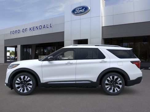 New 2026 Ford Explorer Platinum image 3