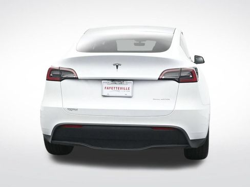 Used 2023 Tesla Model Y Long Range AWD/4WD image 6