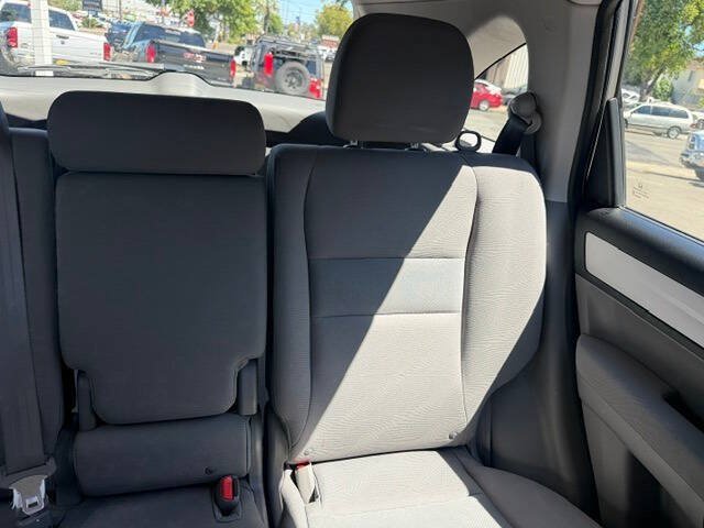 Used 2011 Honda CR-V LX image 16