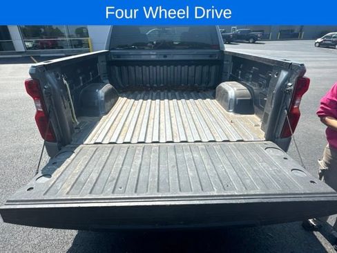 Used 2019 Chevrolet Silverado 1500 LT w/ All-Star Edition AWD/4WD image 11