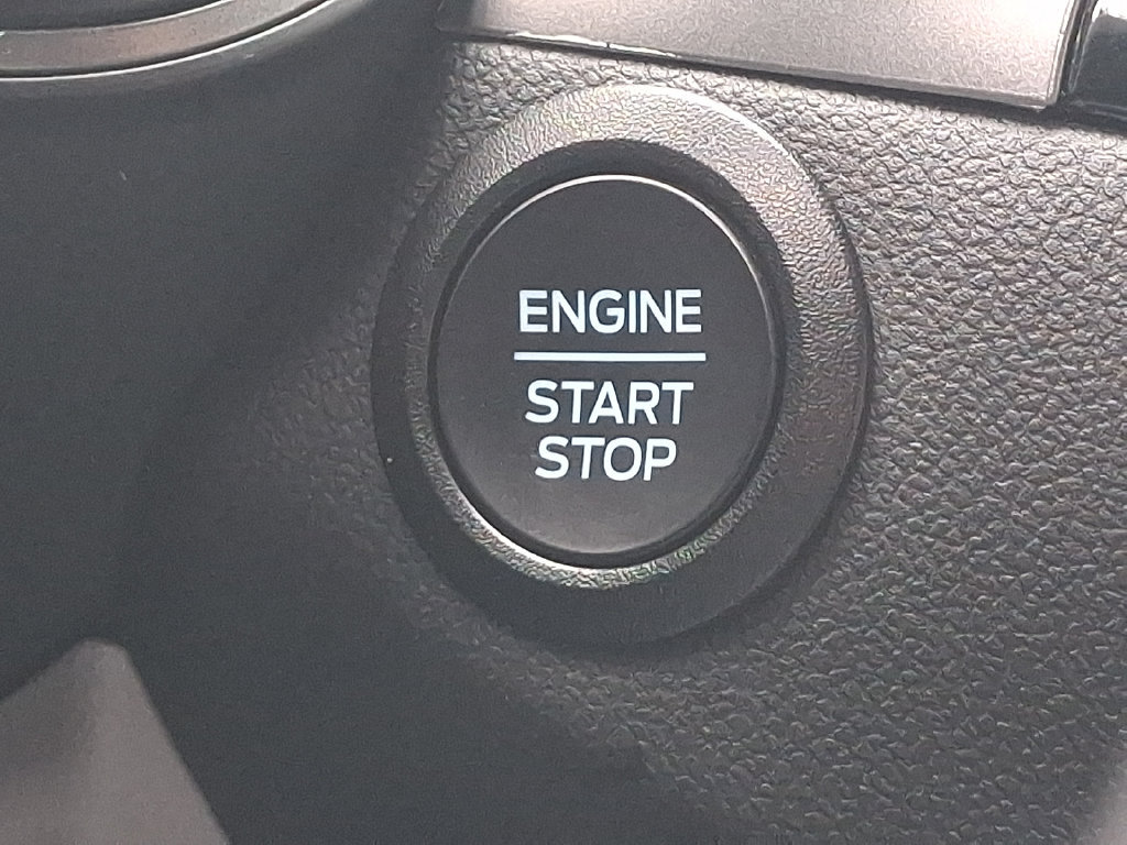 Used 2025 Ford Escape Active AWD/4WD image 24