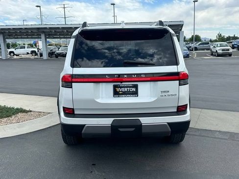 Used 2024 Lexus GX 550 AWD/4WD image 24
