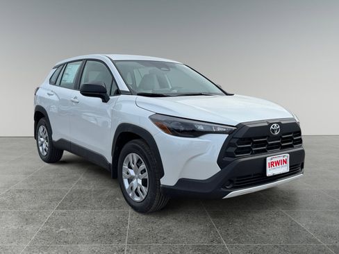New 2026 Toyota Corolla Cross L image 7
