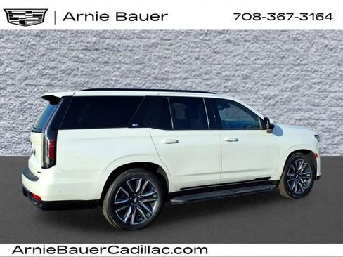 Used 2021 Cadillac Escalade Sport w/ Driver Assist Tech Package AWD/4WD image 7