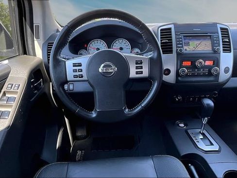 Used 2021 Nissan Frontier PRO-4X w/ Pro-4x Utility Package AWD/4WD image 9