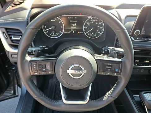 Certified 2023 Nissan Rogue SV w/ SV Premium B Package AWD/4WD image 20