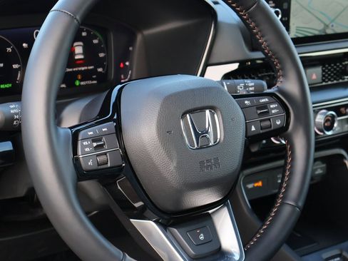 Certified 2026 Honda CR-V Sport Touring image 18