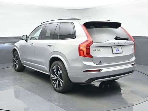Used 2023 Volvo XC90 T8 Plus image 6